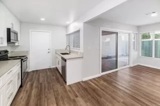 Photo #4: NDP2401252 Listing