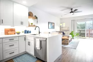 Photo #1: NDP2401262 Listing