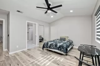 Photo #2: NDP2401345 Listing