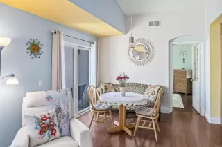 Photo #5: NDP2401355 Listing 