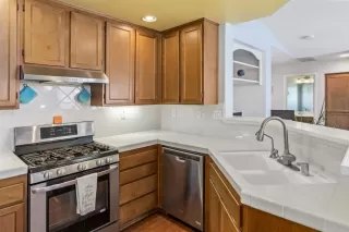 Photo #6: NDP2401355 Listing 