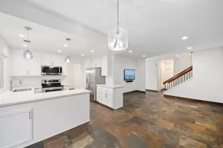 Photo #4: NDP2401503 Listing