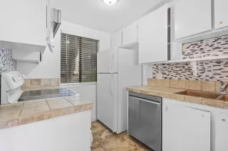 Photo #5: NDP2402619 Listing