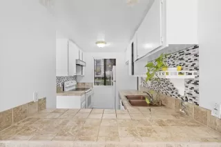 Photo #6: NDP2402619 Listing