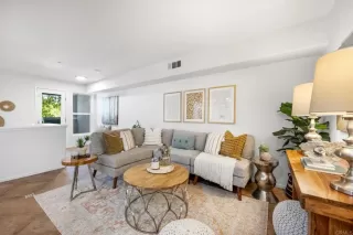 Photo #5: NDP2402964 Listing