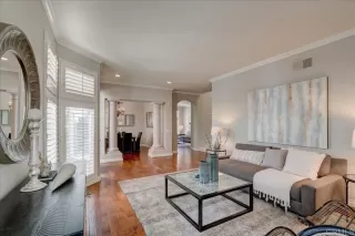 Photo #1: NDP2402976 Listing