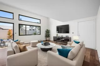 Photo #2: NDP2402985 Listing 