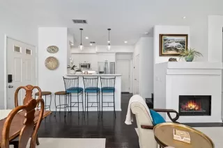 Photo #4: NDP2402996 Listing