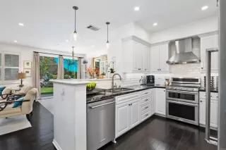 Photo #6: NDP2402996 Listing