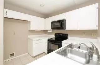 Photo #6: NDP2403023 Listing