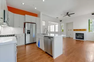 Photo #2: NDP2403045 Listing