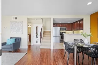 Photo #2: NDP2403086 Listing