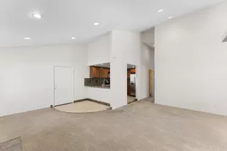 Photo #5: NDP2403226 Listing