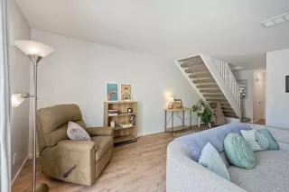 Photo #5: NDP2403368 Listing