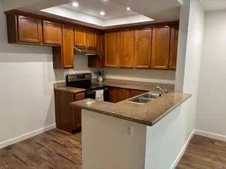 Photo #6: NDP2403410 Listing 