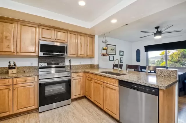 MLS: NDP2403421 Condo For Sale