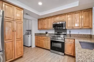 Photo #5: NDP2403421 Listing 