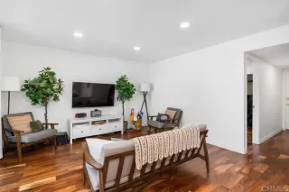 Photo #4: NDP2403452 Listing