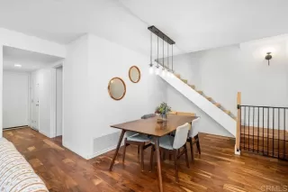 Photo #5: NDP2403452 Listing