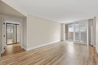 Photo #3: NDP2403493 Listing