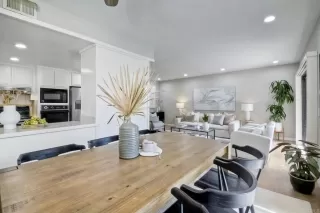 Photo #4: NDP2403525 Listing