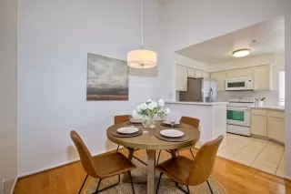 Photo #4: NDP2403536 Listing