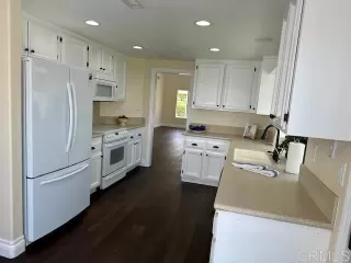 Photo #5: NDP2403704 Listing 