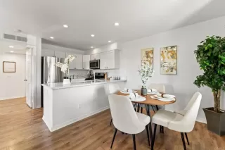 Photo #4: NDP2403724 Listing 