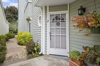 Photo #5: NDP2403736 Listing