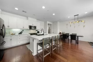 Photo #5: NDP2403786 Listing