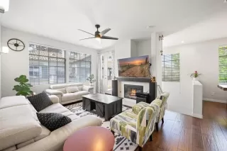 Photo #4: NDP2403976 Listing