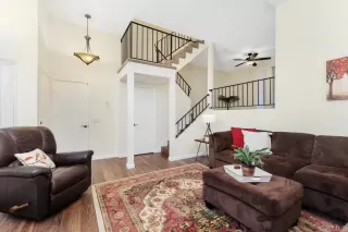 Photo #2: NDP2403988 Listing