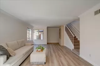 Photo #4: NDP2404027 Listing