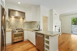 Photo #3: NDP2404219 Listing