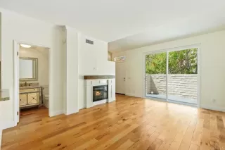 Photo #4: NDP2404219 Listing