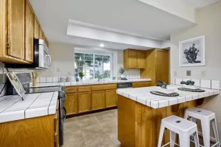 Photo #4: NDP2404245 Listing