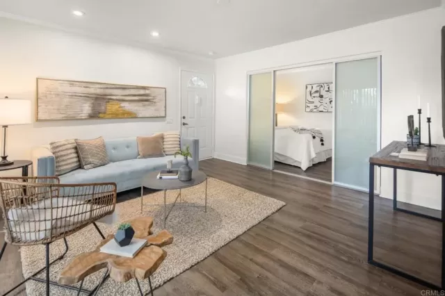 MLS: NDP2404272 Condo For Sale