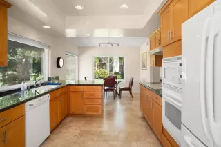 Photo #4: NDP2404428 Listing 