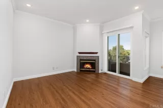 Photo #4: NDP2404536 Listing