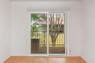 Photo #5: NDP2404571 Listing 