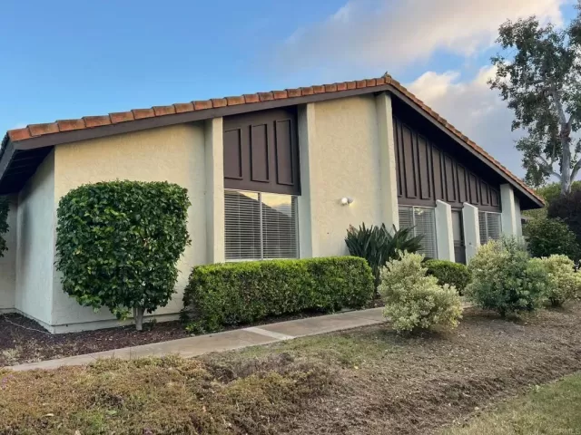 MLS: NDP2404583 Condo For Sale