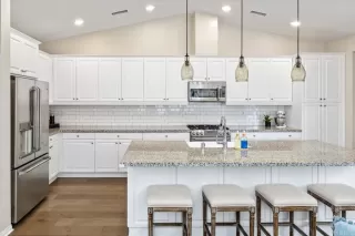 Photo #2: NDP2404590 Listing