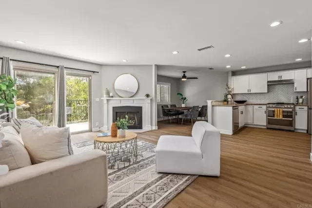 MLS: NDP2404729 Condo For Sale