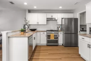 Photo #2: NDP2404729 Listing 