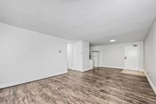 Photo #2: NDP2404781 Listing 