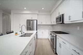 Photo #5: NDP2404782 Listing