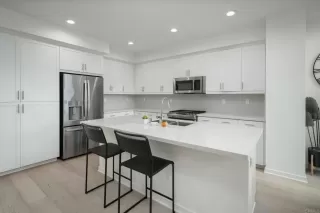 Photo #6: NDP2404782 Listing