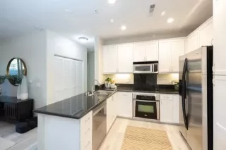 Photo #6: NDP2404788 Listing