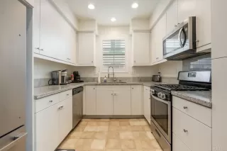 Photo #4: NDP2404847 Listing