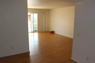 Photo #5: NDP2404936 Listing